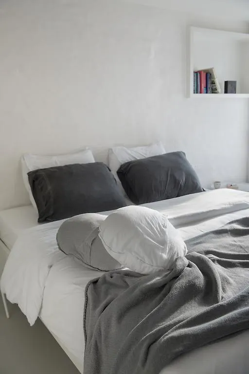 Snooz Ap Holiday & Business Flats Gand 0*,  Belgio